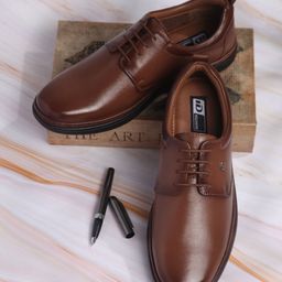 ID Men Textured Leather Formal Derby Shoes-image-94