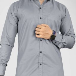 Men Slim Fit Solid Spread Collar Casual Shirt-image-93