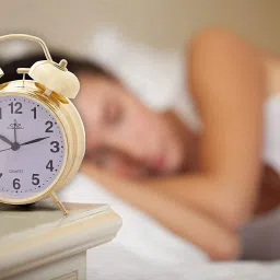 oneklik Analog Golden Clock image 5