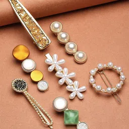 Bohey by KARATCART Set of 7 Embellished Alligator Hair Clips-21