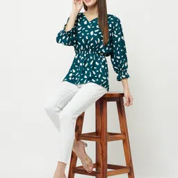 Crimsoune Club Women Green & White Printed Cinched Waist Top-picture-37