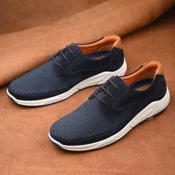Overdrive Men Textured Round Toe Lightweight Suede Sneakers-picture-35