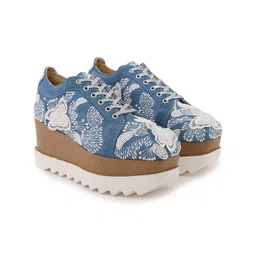 Anaar Women Butterfly Pea Embellished Round Toe Lightweight Textile Heeled Sneakers-23