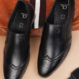 Carlton London Men Perforations Slip-On Sneakers-picture-11
