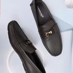 Cobblerz Men Textured Leather Slip-On Sneakers-image-15
