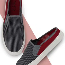 FAUSTO Men Grey & Black Printed Slip-On Sneakers-image-89