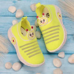 Lil Lollipop Kids Striped Lightweight Musical Slip On Sneakers-46
