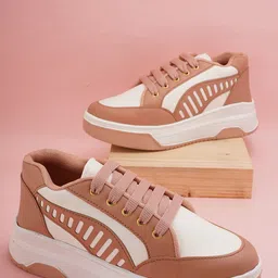 Walkfree Women Colourblocked Lightweight Sneakers-image-52