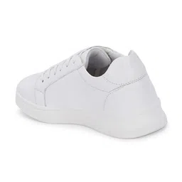 Delize Men Perforations Lightweight Memory Foam Sneakers image 3