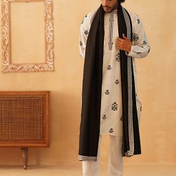Men Silk Blend Kurta Pyjama Dupatta Set-image-2
