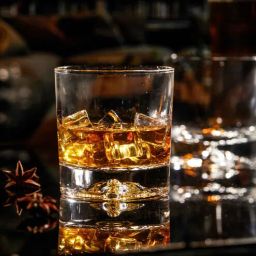 Crystal Old Fashioned Whiskey Glass With Wolf Embosed (Set Of 6)-image-2