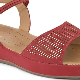 pelle albero Textured Flatform Heels With Laser Cuts & Backstrap image 5