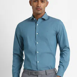 Peter England Slim Fit Checked Formal Shirt-image-92