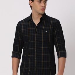 Mufti Slim Fit Tartan Checks Pure Cotton Casual Shirt-picture-31
