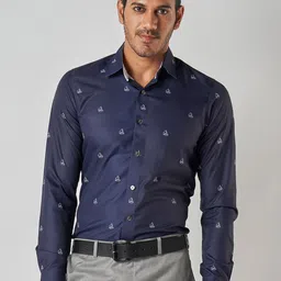 Bubber Blu Relaxed Fit Conversational Printed Chambray Weaved Opaque Formal Shirt-image-3