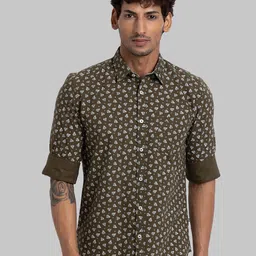 Parx Slim Fit Floral Printed Opaque Cotton Casual Shirt-image-42