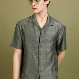 HIGHLANDER Men Textured Crochet Cuban Collar Oversized Shirt-image-30