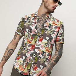 Campus Sutra White Classic Tropical Printed Short Sleeves Casual Shirt-image-51