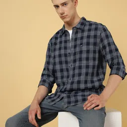 Wrangler Tartan Checked Cotton Casual Shirt-image-16