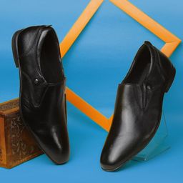 Hush Puppies Men Textured Slip-On Leather Formal Loafers-image-69