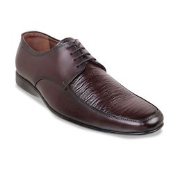 Metro Men Textured Leather Formal Derbys-image-16