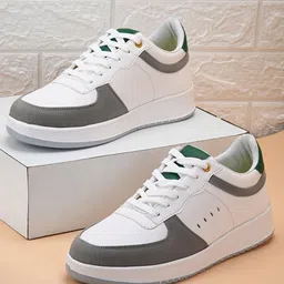 Roadster Men White & Grey Colourblocked Lightweight Lace-Ups Sneakers-image-70