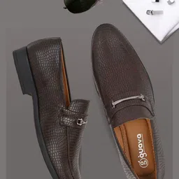 Guava Men Textured Formal Horsebit Loafers-picture-58