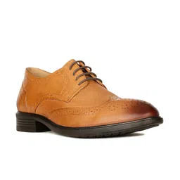 Hush Puppies Men Textured Leather Brogues Formal Shoes-image-71
