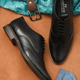 Fashion Victim Men Black Textured Leather Formal Brogues-picture-55