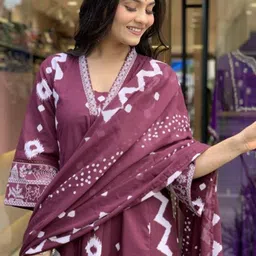 Lookmark Geometric Printed V-neck A-Line Kurta With Palazzos And Dupatta image 2