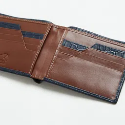 CODE by Lifestyle Men Textured Leather Two Fold Wallet image 5