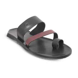 Mochi Men Colourblocked Comfort Sandals-image-19