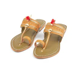 KORAKARI Embellished Ethnic Leather Kolhapuri Flats-11
