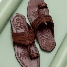 PRIVO by Inc.5 Men Ethnic Leather Kolhapuris Comfort Sandals-picture-57