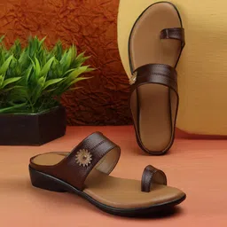 DEAS Lightweight One Toe Flats-picture-49