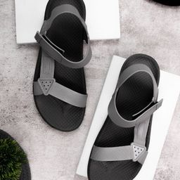 The Roadster Lifestyle Co. Men Grey Croslite Comfort Sandals-image-67