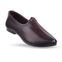Metro Men Textured Leather Mojaris-image-101
