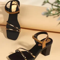 CHINRAAG Platform Sandals-image-95