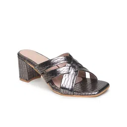 VALIOSAA Gunmetal-Toned Textured Party Block Heels-13