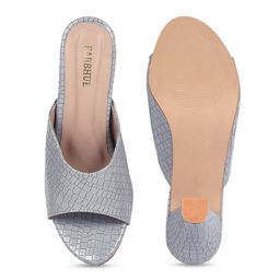 FABBHUE Textured Open Toe Block Heels image 3