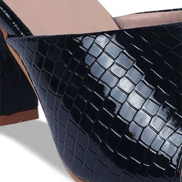 FABBHUE Textured Open Toe Block Heels image 2