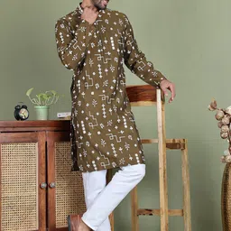Jompers Men Floral Embroidered Regular Sequinned Kurta with Pyjamas-picture-28