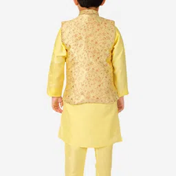 Pro-Ethic STYLE DEVELOPER Boys Mandarin Collar Straight Kurta with Pyjamas & Nehru Jacket image 3
