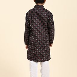 Pro-Ethic STYLE DEVELOPER Boys Printed Regular Kurta With Pyjamas image 3