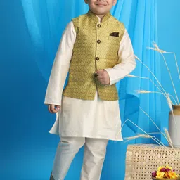 VASTRAMAY Boys Mandarin Collar Straight Kurta with Pyjama & Nehru Jacket-51