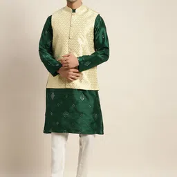 SOJANYA Men Green Embroidered Mirror Work Kurta with Pyjamas-58