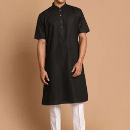 VASTRAMAY Men Black Pleated Kurta with Pyjamas-image-43