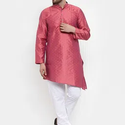 KLOTTHE Men Magenta Floral Kurta with Pyjamas-picture-1