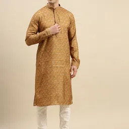 Sanwara Men Brown Kurta with Pyjamas-image-90