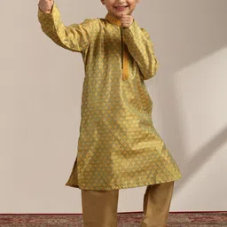Manyavar Boys Ethnic Motifs Woven Design Regular Kurta With Pyjamas-picture-1